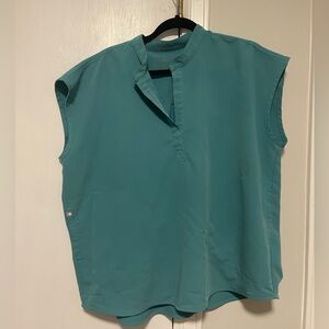 Figs Rafaela scrub top